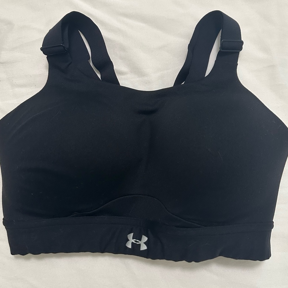 Under Armour Sports Bra, Size 34D.